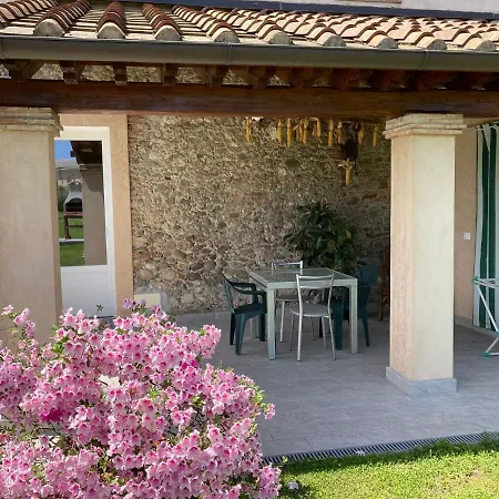 Relax In Toscana A Due Passi Da Lukka